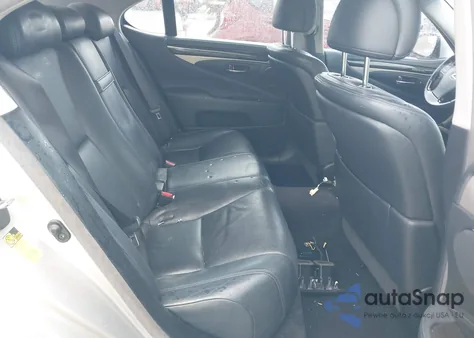 2014 Lexus Ls 460 z USA, uszkodzony, nr VIN JTHBL5EF4E5129099